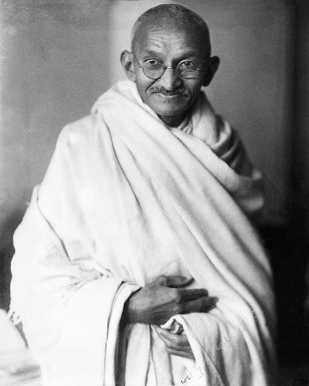 https://en.wikipedia.org/wiki/Mahatma_Gandhi